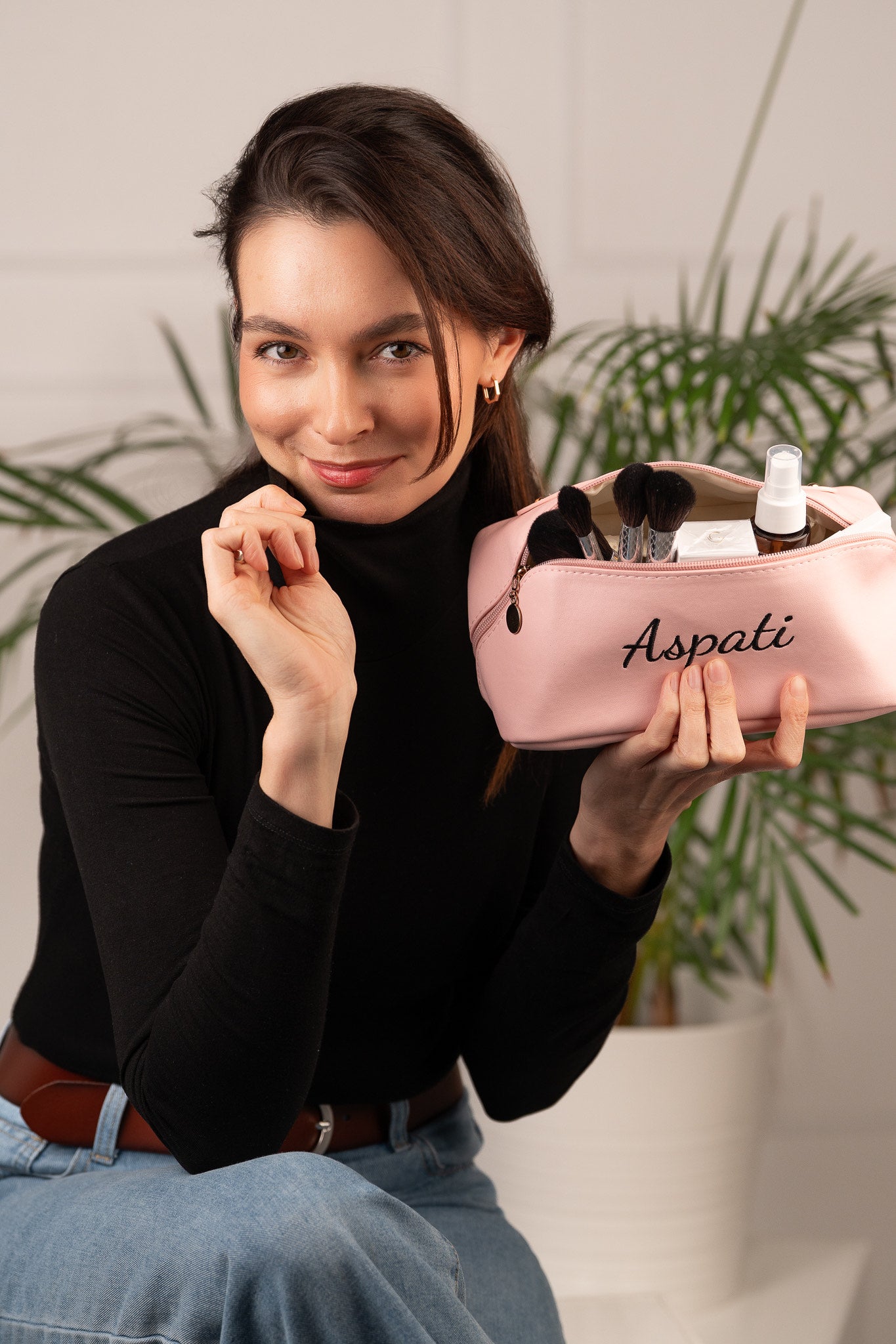 KASDIENIO MAKIAŽO RINKINYS MIDI+VIDEO PAMOKA